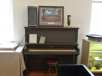 Piano at Stone Church.2.jpg